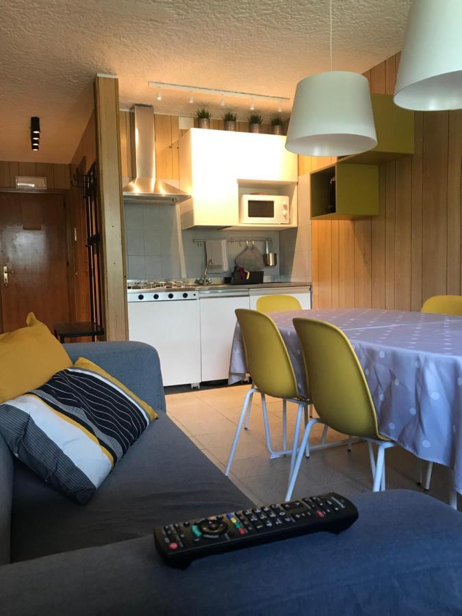 Le Volpi Marilleva 1400 Apartamento Mezzana  Exterior foto
