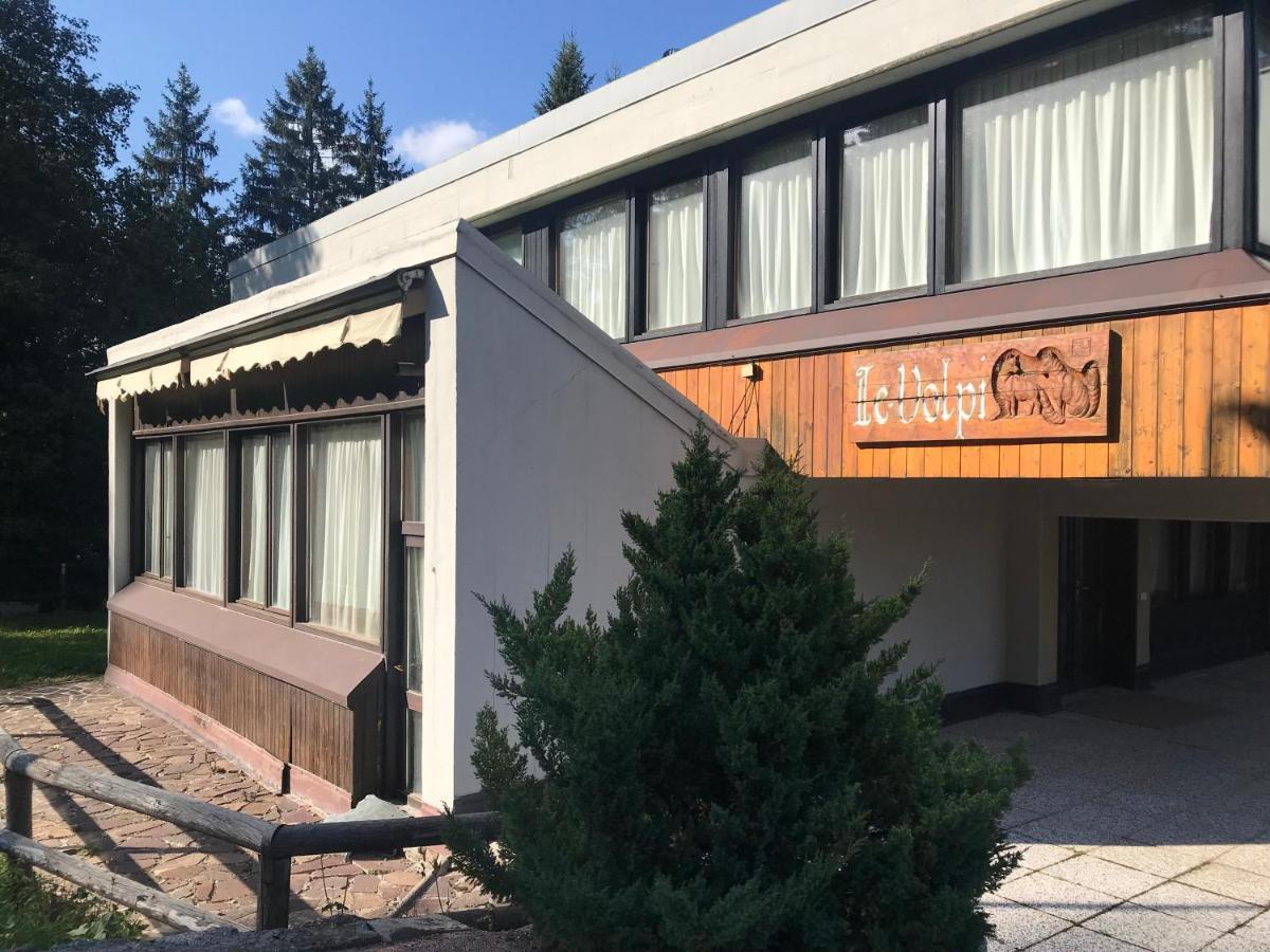 Le Volpi Marilleva 1400 Apartamento Mezzana  Exterior foto